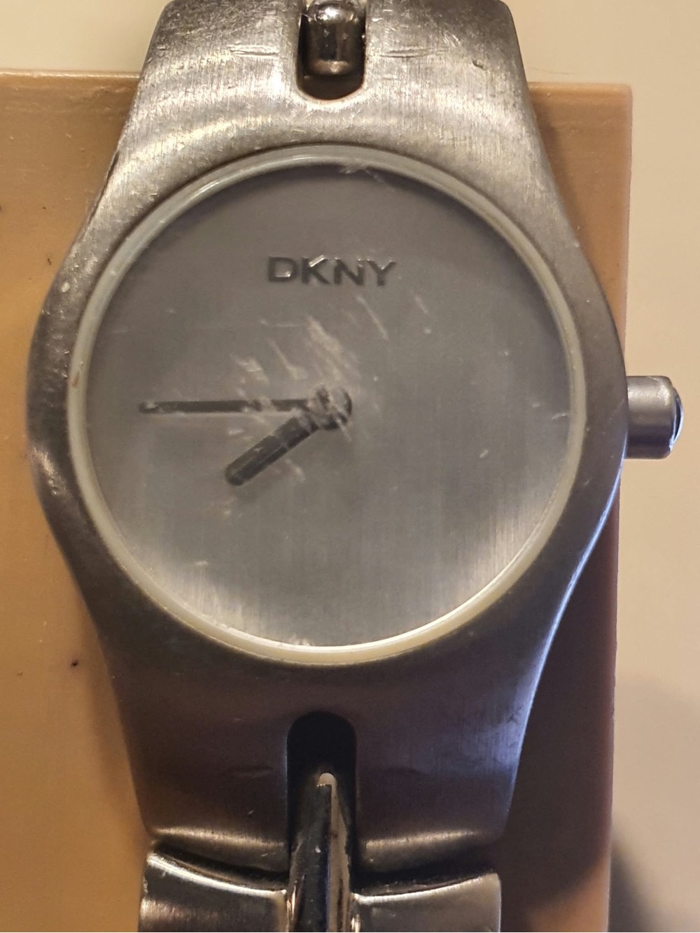🦋10/$20🦋 DKNY NY-3008 Silver Stainless Steel Women's Watch